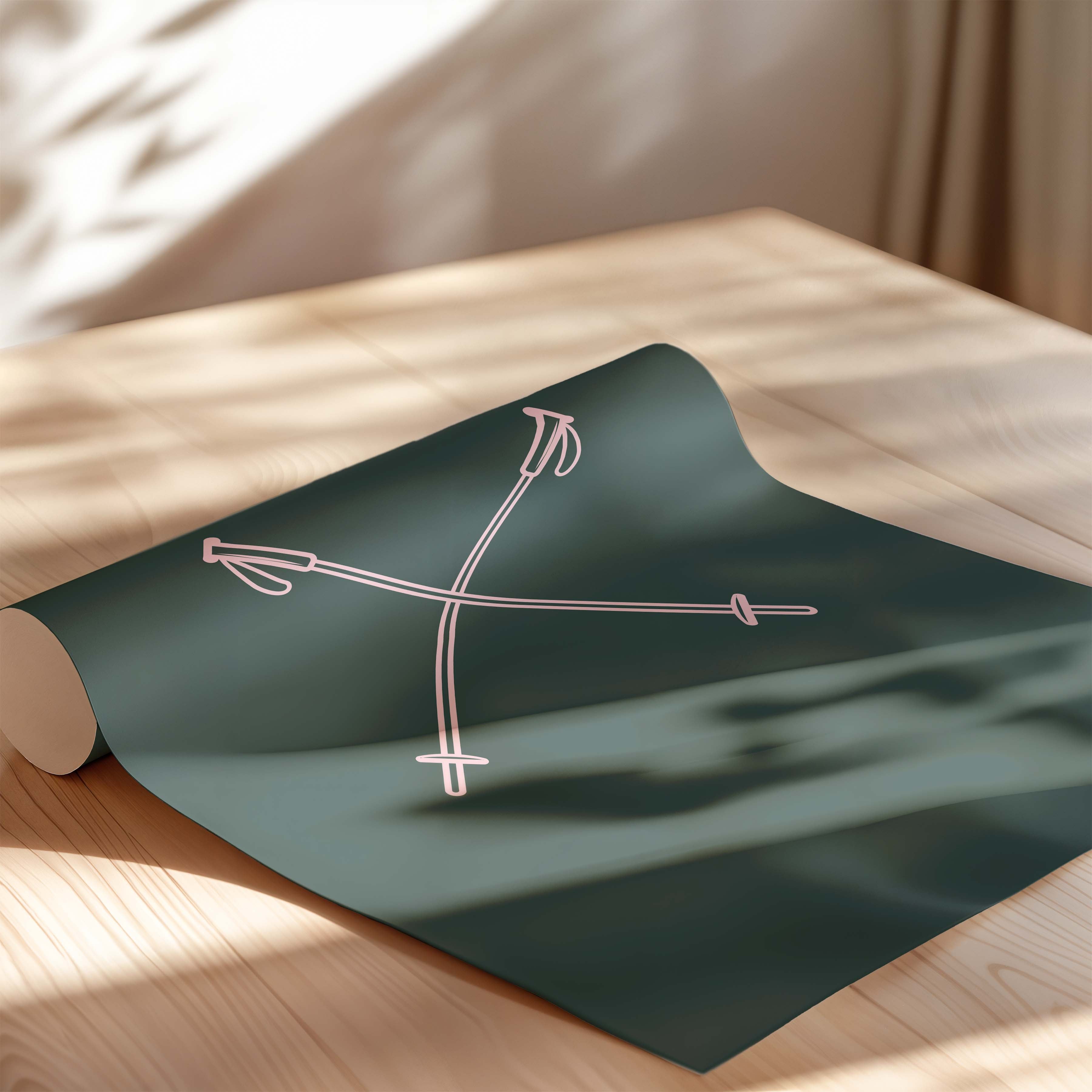 Minimalist Poles in Kelly and Pink