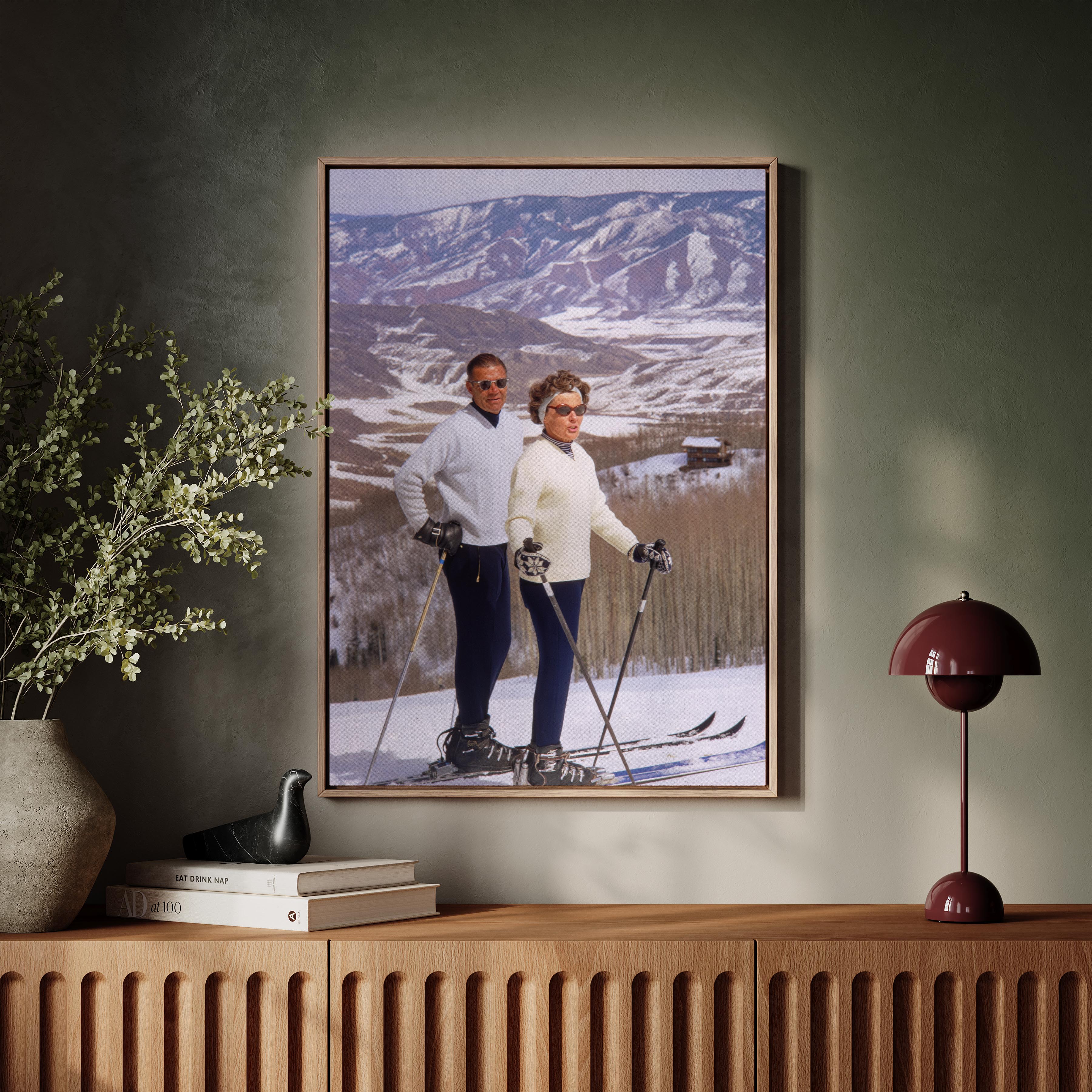 Retro Skiers