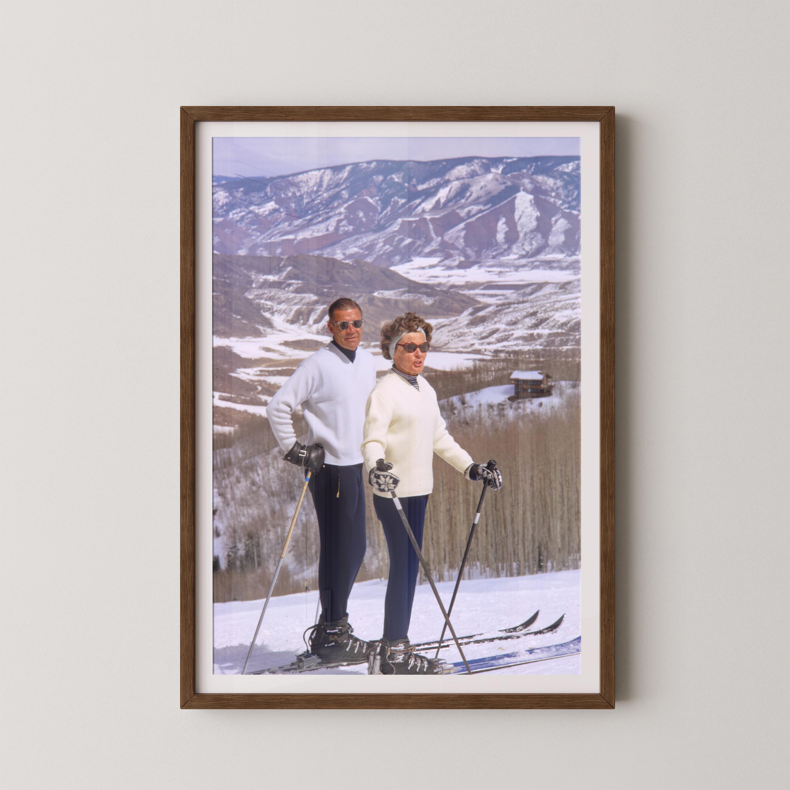 Retro Skiers